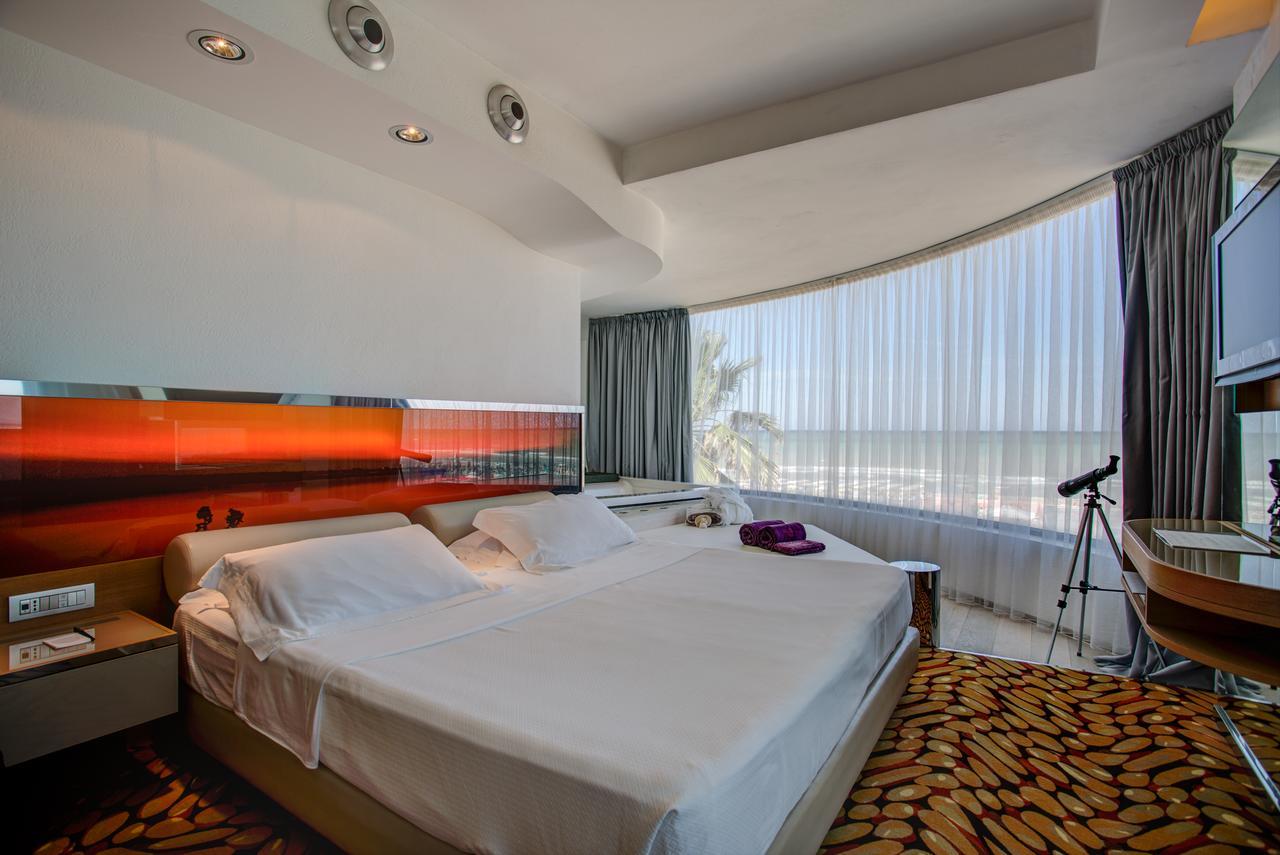 Hotel Waldorf- Premier Resort ミラノ・マリッティマ エクステリア 写真