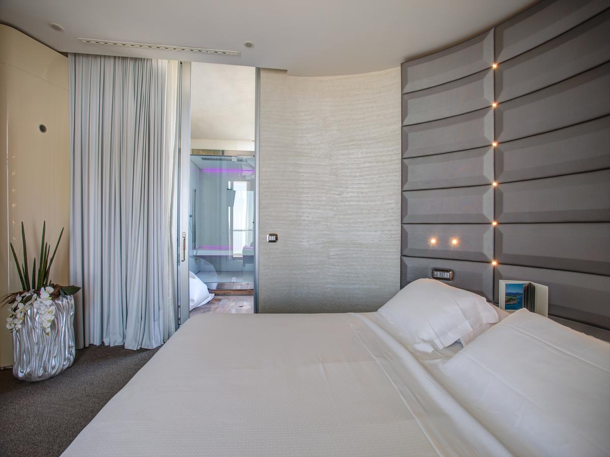 Hotel Waldorf- Premier Resort ミラノ・マリッティマ エクステリア 写真
