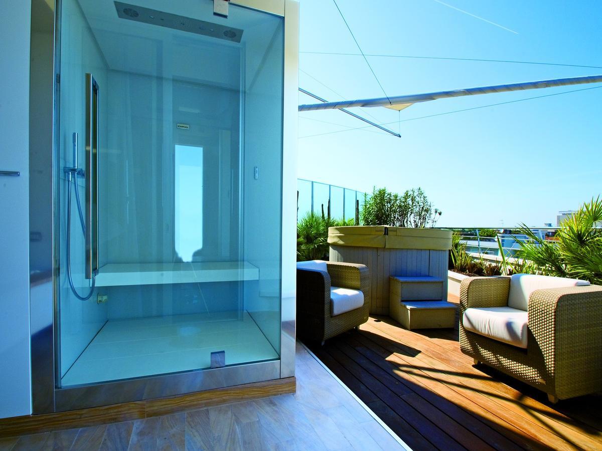 Hotel Waldorf- Premier Resort ミラノ・マリッティマ エクステリア 写真